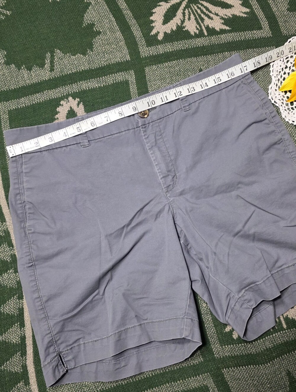 Old Navy Gray Shorts Everyday Short Casual Summer Style Chinos Women's Size 10 - Picture 3 of 8